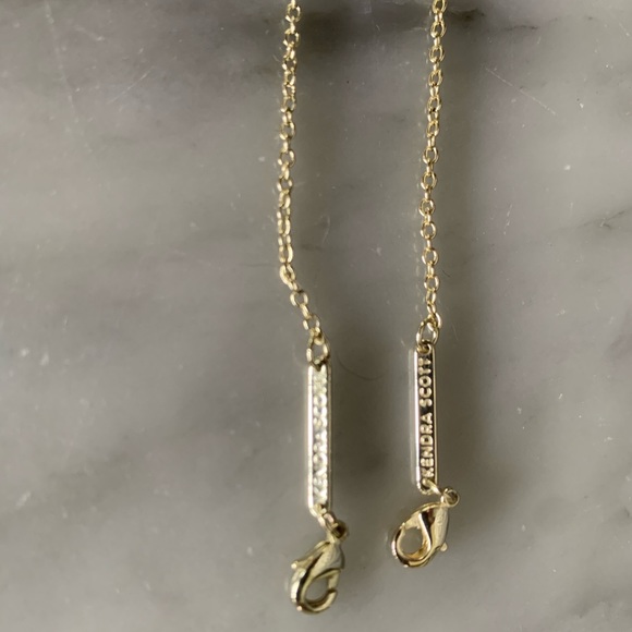 2 Like New Kendra Scott Elisa Gold Necklaces 💕 - Picture 4 of 4